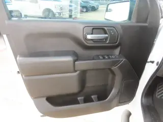 Chevrolet Silverado 1500 2020 4x2 Custom 4dr Crew Cab 5.8 ft. SB