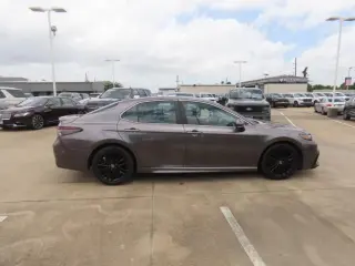 Toyota Camry 2024 SE 4dr Sedan