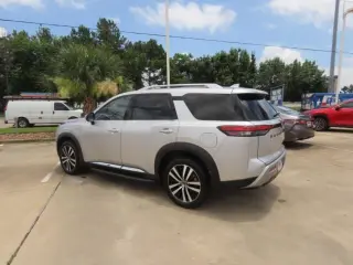 Nissan Pathfinder 2024 Platinum 4dr SUV