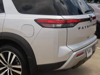 Nissan Pathfinder 2024 Platinum 4dr SUV