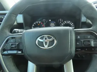 Toyota Tundra 2024 4x4 SR5 4dr CrewMax Cab Pickup SB