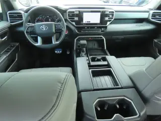 Toyota Tundra 2024 4x4 SR5 4dr CrewMax Cab Pickup SB