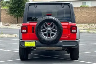 Jeep Wrangler 2024 4x4 Sport 4dr SUV
