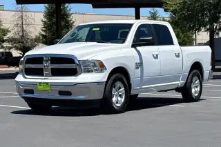 Ram 1500 Classic 2021 4x2 SLT 4dr Crew Cab 5.5 ft. SB Pickup