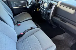 Ram 1500 Classic 2021 4x2 SLT 4dr Crew Cab 5.5 ft. SB Pickup