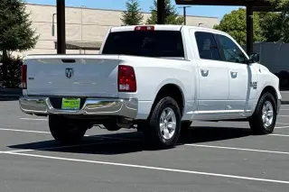 Ram 1500 Classic 2021 4x2 SLT 4dr Crew Cab 5.5 ft. SB Pickup