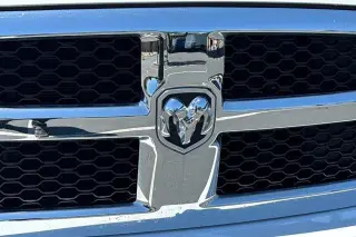 Ram 1500 Classic 2021 4x2 SLT 4dr Crew Cab 5.5 ft. SB Pickup