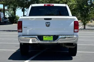 Ram 1500 Classic 2021 4x2 SLT 4dr Crew Cab 5.5 ft. SB Pickup