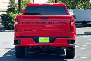 Chevrolet Silverado 1500 2022 4x4 Custom 4dr Crew Cab 5.8 ft. SB