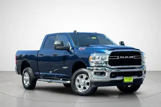 Ram 2500 2024 4x4 Big Horn 4dr Crew Cab 6.3 ft. SB Pickup