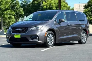 Chrysler Pacifica Hybrid 2022 Touring L 4dr Mini-Van