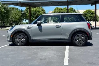 MINI Hardtop 2 Door 2023 Cooper SE 2dr Hatchback