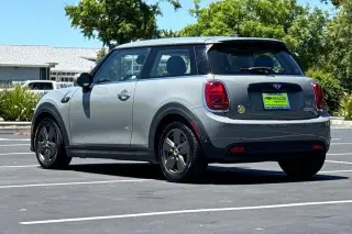 MINI Hardtop 2 Door 2023 Cooper SE 2dr Hatchback