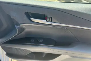 Toyota Camry 2025 SE 4dr Sedan