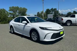 Toyota Camry 2025 SE 4dr Sedan