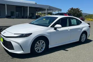 Toyota Camry 2025 SE 4dr Sedan
