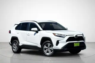 Toyota RAV4 2024 XLE 4dr SUV