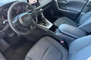 Toyota RAV4 2024 XLE 4dr SUV