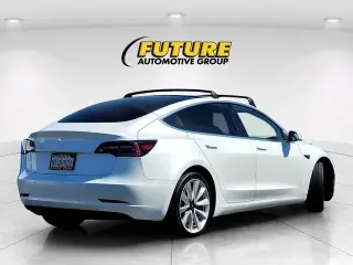 Tesla Model 3 2019 Mid Range 4dr Fastback