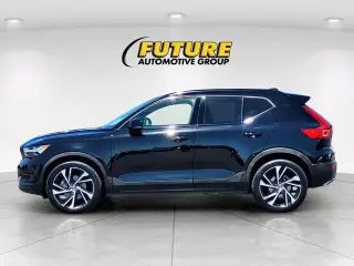 Volvo XC40 2019 AWD T5 Momentum 4dr SUV