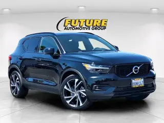 Volvo XC40 2019 AWD T5 Momentum 4dr SUV