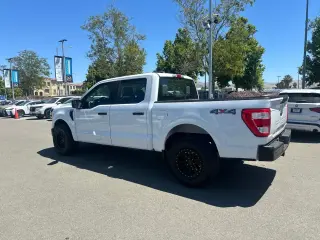 Ford F-150 2021 4x4 XL 4dr SuperCrew 5.5 ft. SB