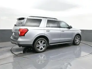 Ford Expedition 2022 4x2 XLT 4dr SUV