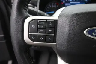 Ford Expedition 2022 4x2 XLT 4dr SUV