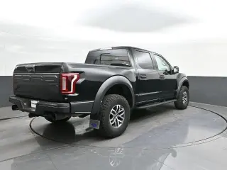 Ford F-150 2018 4x4 Raptor 4dr SuperCrew 5.5 ft. SB