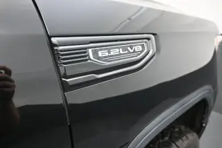 GMC Sierra 1500 2021 4x4 AT4 4dr Crew Cab 5.8 ft. SB