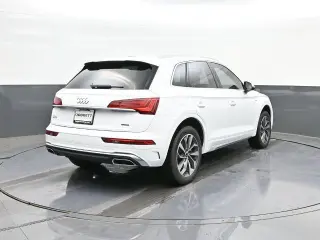 Audi Q5 2025 AWD quattro S line Premium 45 TFSI 4dr SUV