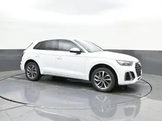Audi Q5 2025 AWD quattro S line Premium 45 TFSI 4dr SUV