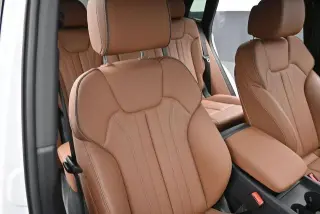 Audi Q5 2025 AWD quattro S line Premium 45 TFSI 4dr SUV
