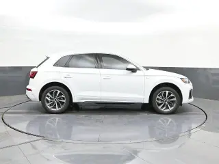 Audi Q5 2025 AWD quattro S line Premium 45 TFSI 4dr SUV