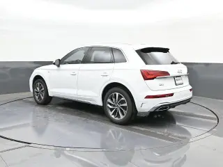Audi Q5 2025 AWD quattro S line Premium 45 TFSI 4dr SUV