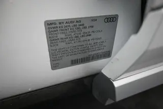 Audi Q5 2025 AWD quattro S line Premium 45 TFSI 4dr SUV