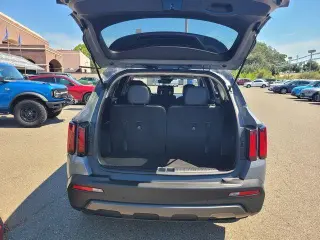 Kia Sorento 2021 AWD S 4dr SUV