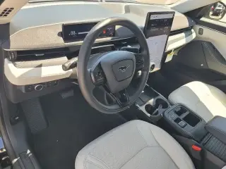 Ford Mustang Mach-E 2025 AWD Premium 4dr SUV