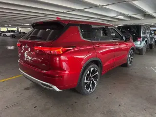 Mitsubishi Outlander 2023 SE 4dr SUV