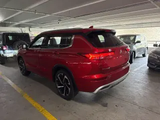 Mitsubishi Outlander 2023 SE 4dr SUV