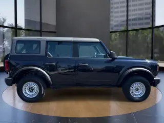 Ford Bronco 2021 4x4 Base 4dr SUV