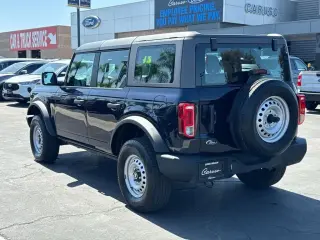 Ford Bronco 2021 4x4 Base 4dr SUV