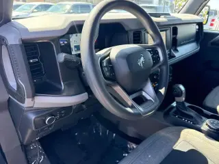 Ford Bronco 2021 4x4 Base 4dr SUV