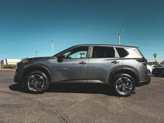 Nissan Rogue 2024 SV 4dr Crossover