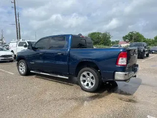 Ram 1500 2020 4x2 Big Horn 4dr Crew Cab 5.6 ft. SB Pickup