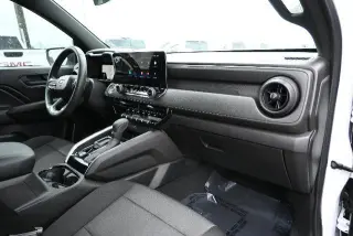 Chevrolet Colorado 2025 4x2 Work Truck 4dr Crew Cab 5 ft. SB