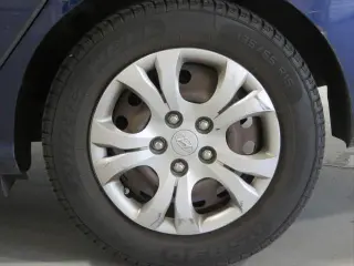 Hyundai ELANTRA 2010 GLS 4dr Sedan
