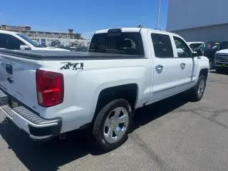 Chevrolet Silverado 1500 2017 4x4 LTZ 4dr Crew Cab 5.8 ft. SB