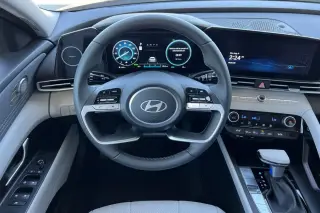 Hyundai ELANTRA Hybrid 2025 Limited 4dr Sedan