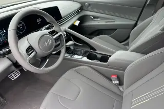Hyundai ELANTRA Hybrid 2025 SEL Sport 4dr Sedan